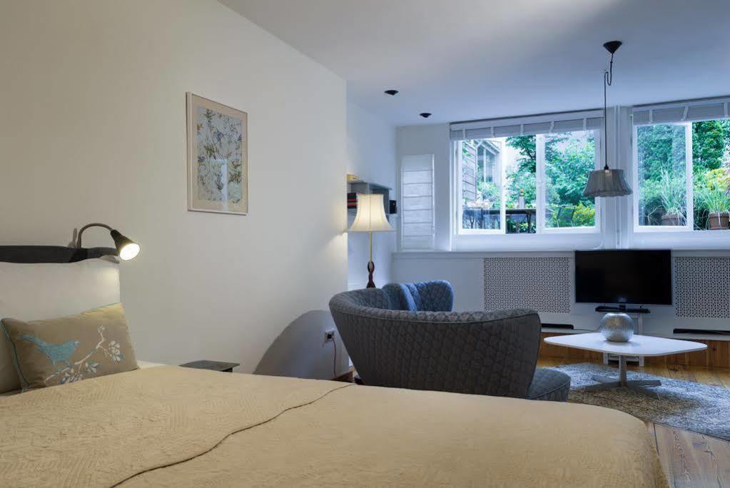 Tulipa Bed and Breakfast Amsterdam Esterno foto